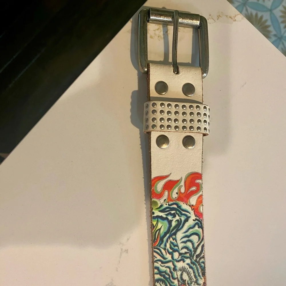 VTG White and Multi Color Ed Hardy Logo Leather Belt with rhinestones & studs 🔩 - Picture 4 of 16
